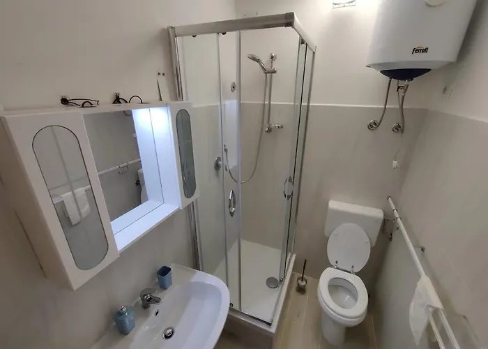 Cassia Apartment Rom