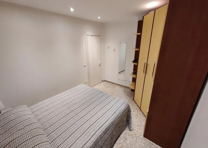 Cassia Apartment Rom